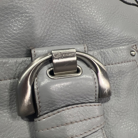 B. Makowsky Light Gray Leather Crossbody With Animal Print Lining Gorgeous - Picture 3 of 16